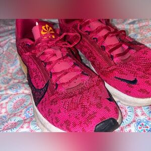 Nike Women's Vibrant Pink and Black Running Shoes